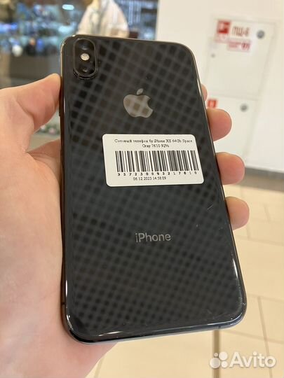 iPhone Xs, 64 ГБ