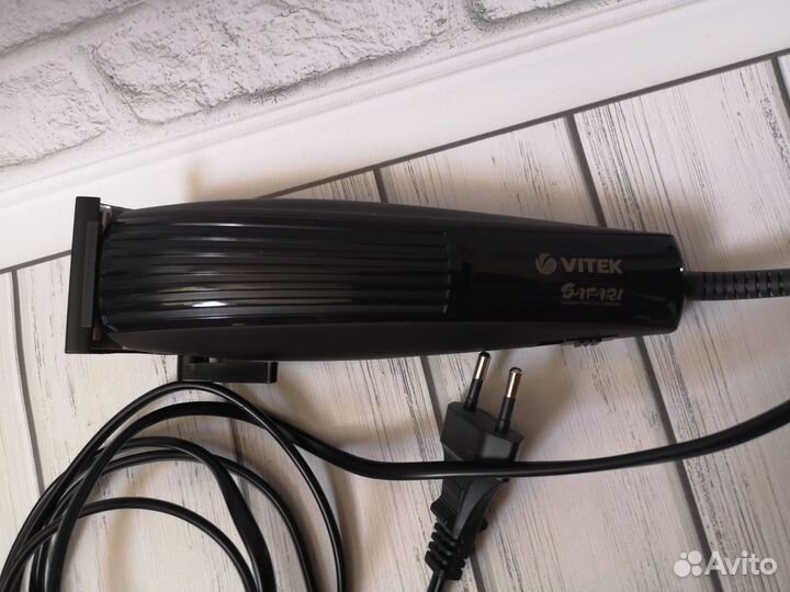 Машинка для стрижки волос vitek VT-2577 BN