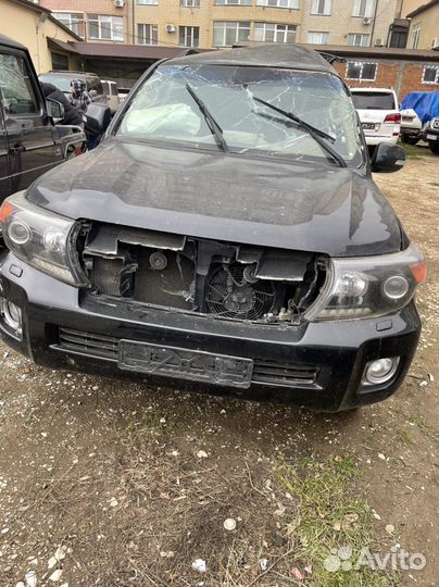 Разбор LC 200 (2013-2015)