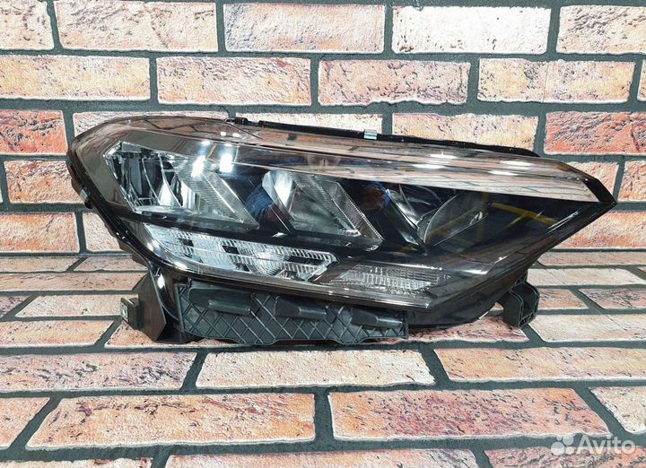Фара передняя правая volkswagen polo 6
