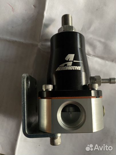 Топливный регулятор Aeromotive