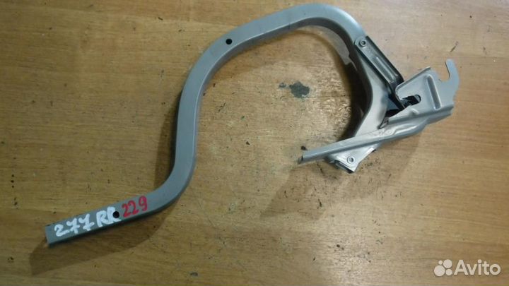 Петля багажника Lexus ES 300