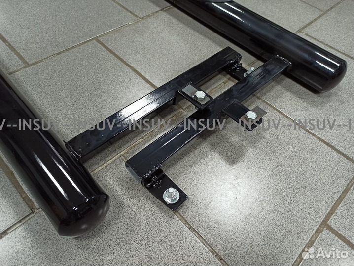 Пороги на Шевроле Ниву с проступью черн
