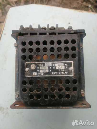 Понижающий трансформатор 220в - 12в