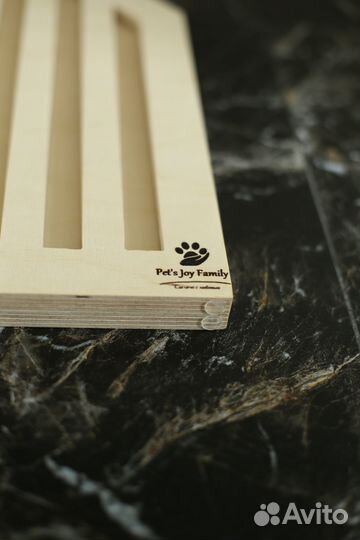 Домик для кошек и собак 