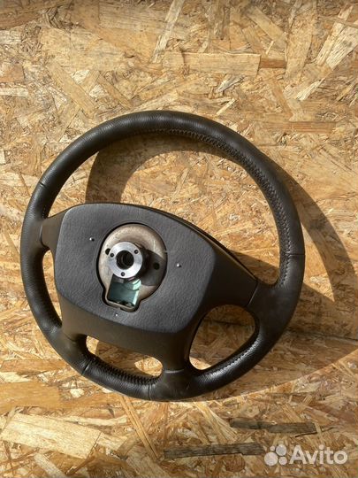 Руль Hyundai Sonata 4 EF рест