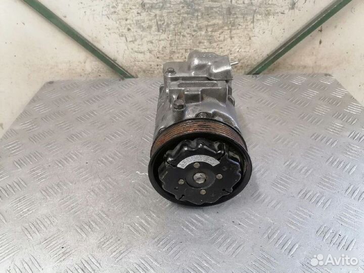 Компрессор кондиционера Volkswagen Lupo