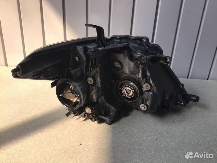 Фара левая Nissan Patrol (Y62) 2010