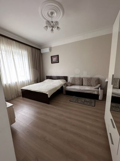1-к. квартира, 38 м², 1/4 эт.