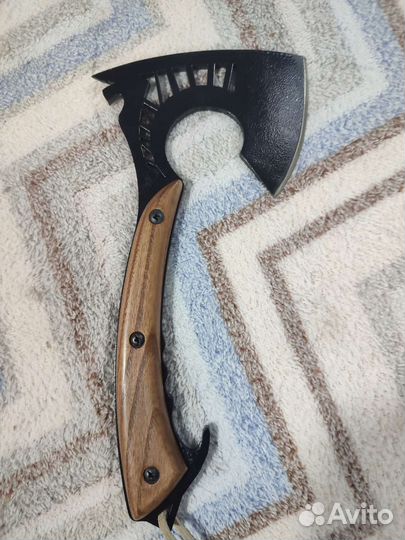 Кованый топор