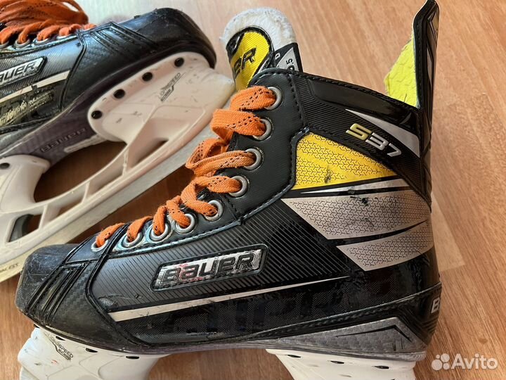 Хоккейные коньки bauer
