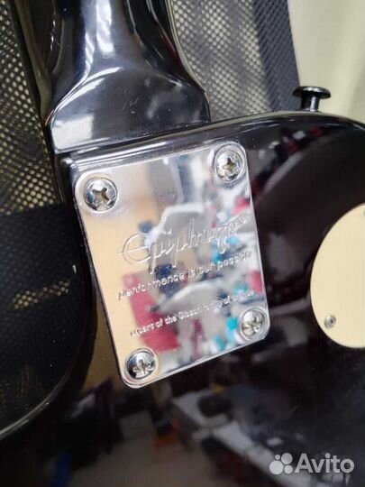 Электрогитара Epiphone Les Paul 100