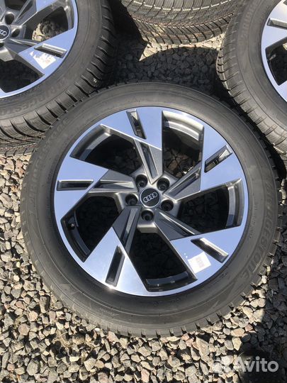 Ауди Q8 E tron R20 зимние,оригинальные