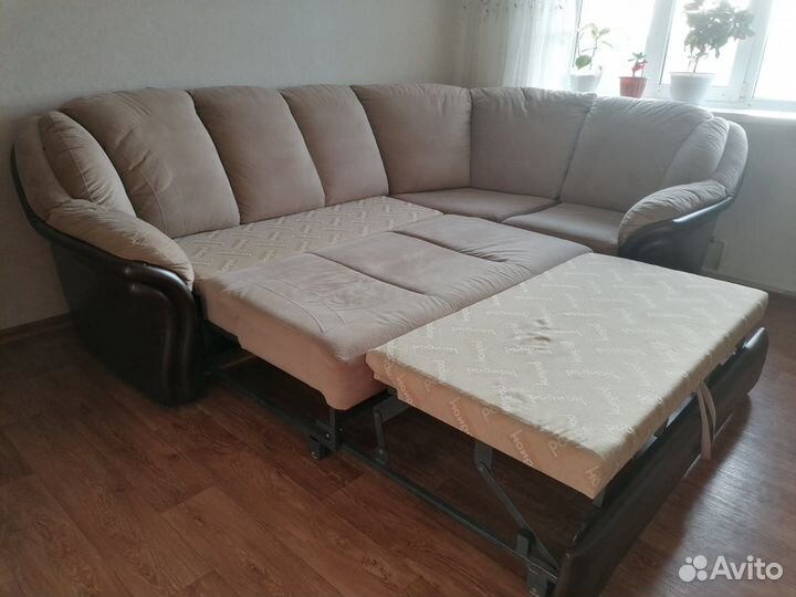 Угловой диван