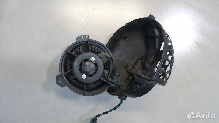 Двигатель отопителя Chrysler Town-Country, 2005