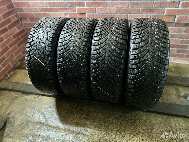 Nokian Tyres Hakkapeliitta 9 215/60 R16 99T
