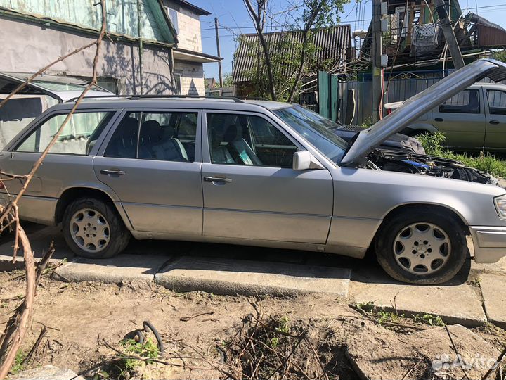 Mercedes-Benz W124 2.0 МТ, 1989, 300 000 км