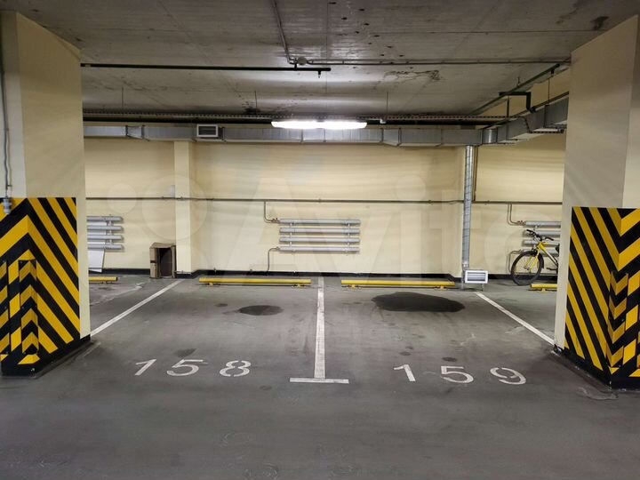 Машиноместо, 15 м²