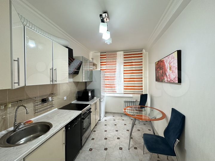 1-к. квартира, 48 м², 7/16 эт.