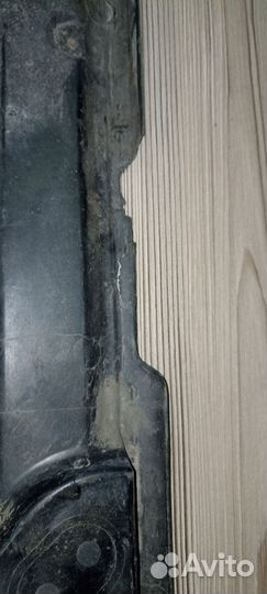 Защита днища правая Mercedes w203