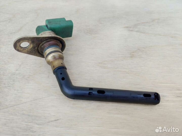 Датчик уровня масла Peugeot Citroen 1,8 6FZ EW7