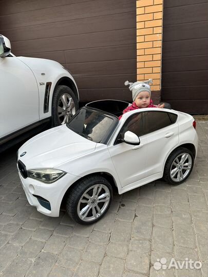 Двухместный детский электромобиль