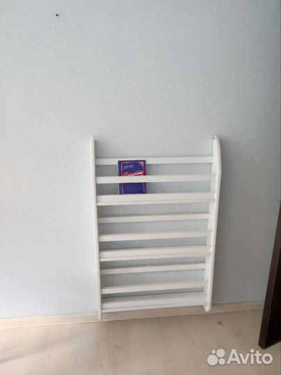 Детская полка для книг Монтессори