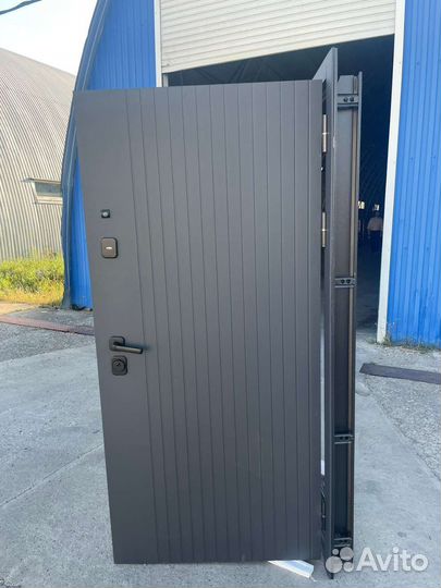 Двери входные