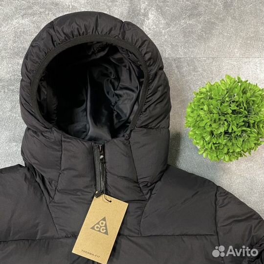 Пуховик Nike acg