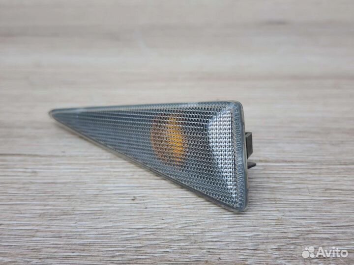 Повторитель поворотника Renault Megane Scenic II