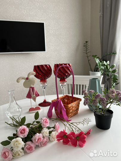 Декор для дома, вазы, цветы, подсвечники