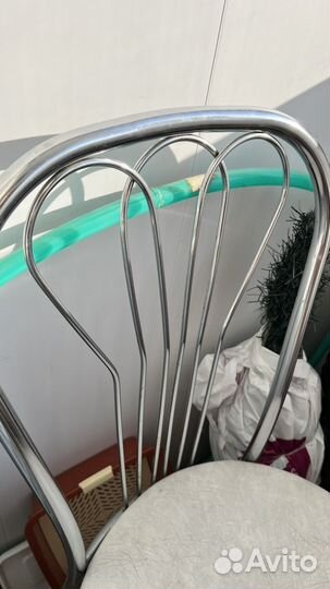 Стул кухонный