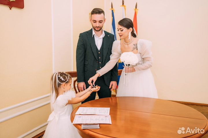 Свадебное платье