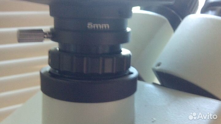 Стереомикроскоп тринокулярный