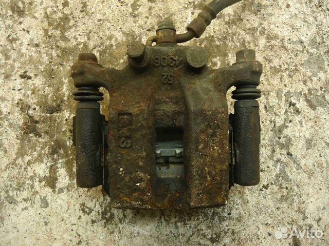 Суппорт задний правый Nissan Murano Murano I (Z50)