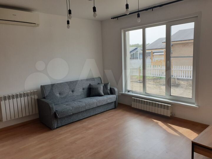 Дом 64 м² на участке 6,8 сот.