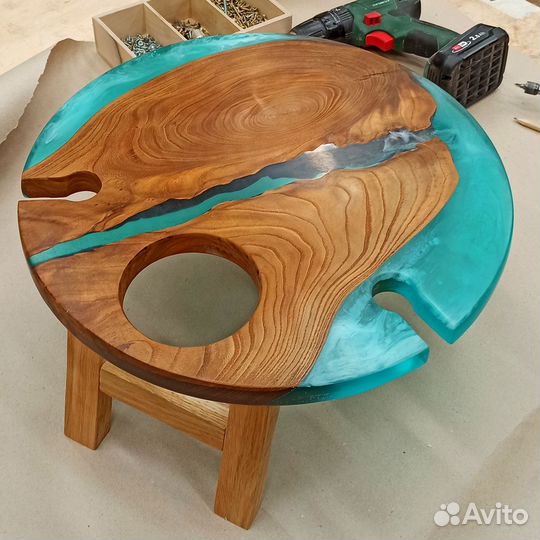 Столярный мастер класс Винный столик с эпоксидкой
