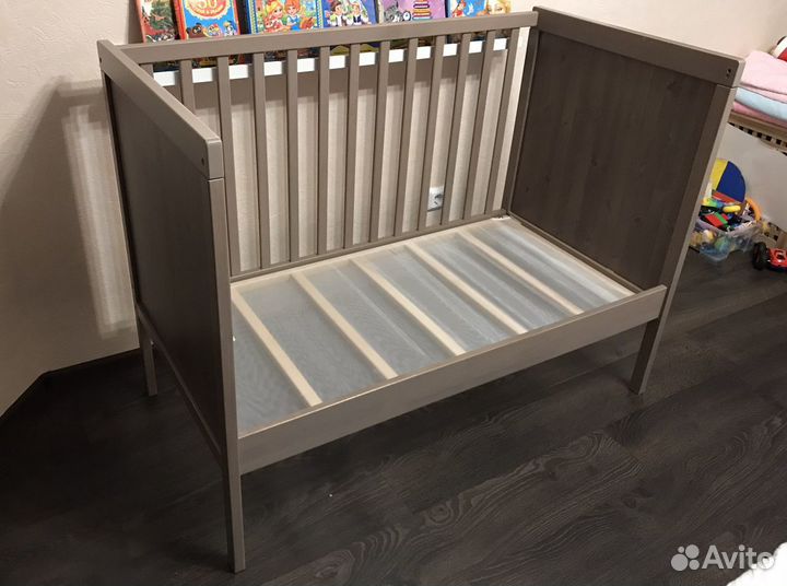 Детская кроватка IKEA сундвик