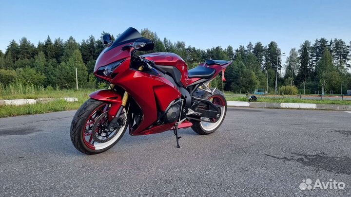 Продам Honda CBR 1000RR