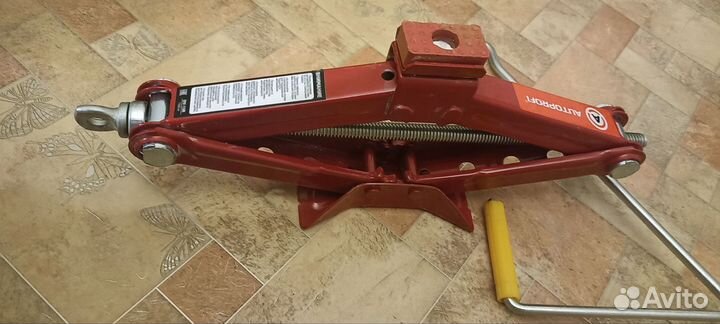 Autoprofi Домкрат ромбический 1.5т