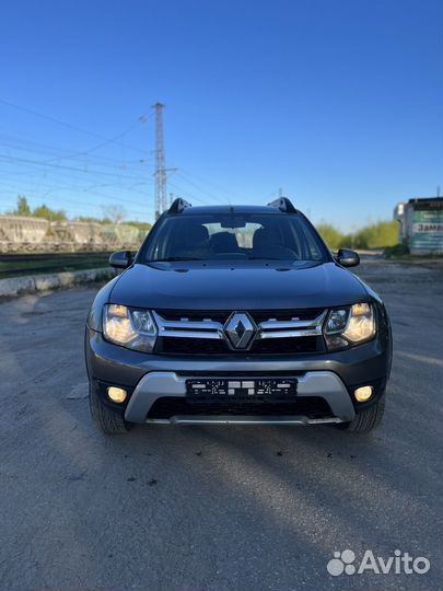 Renault Duster 2.0 МТ, 2021, битый, 58 000 км