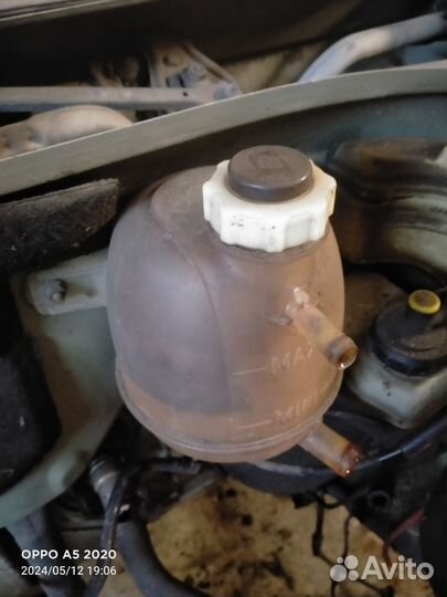 Расширительный бачок Renault Symbol, Logan, Clio
