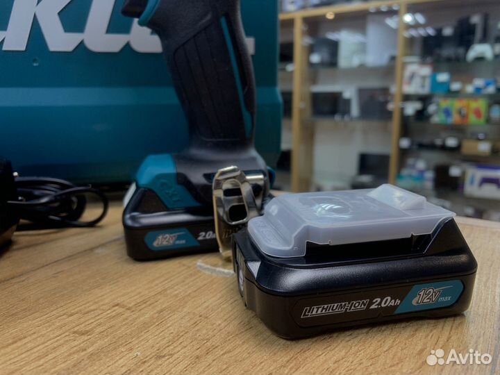 Дрель-шуруповерт Makita CXT DF333dwae