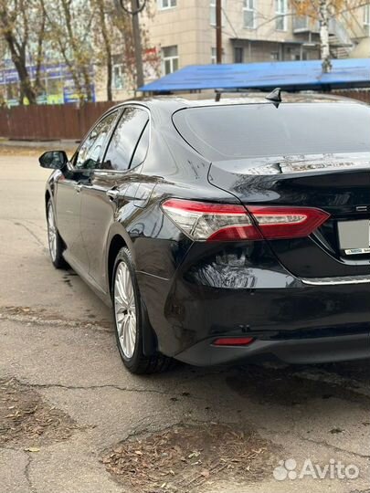 Toyota Camry 2.5 AT, 2018, 180 000 км