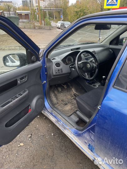 Suzuki Swift 1.3 МТ, 2006, 270 000 км