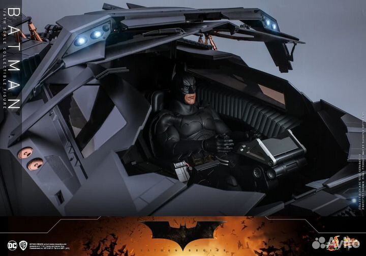 Hot toys MMS595 Batman Begins