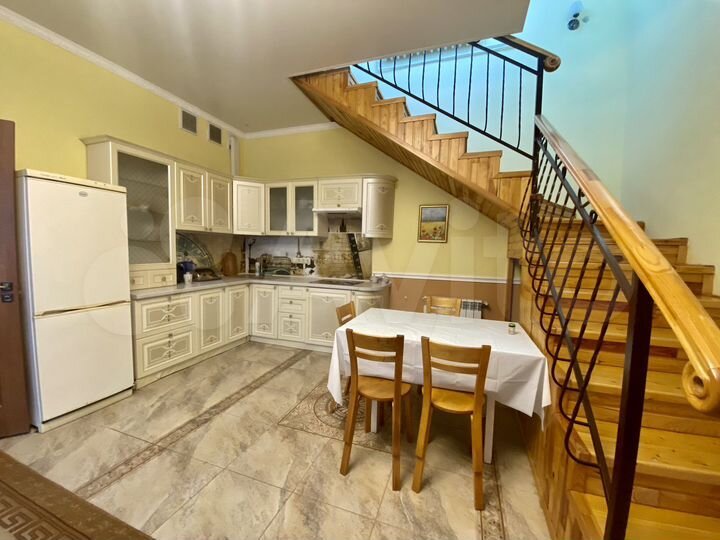 Дом 100 м² на участке 1 сот.