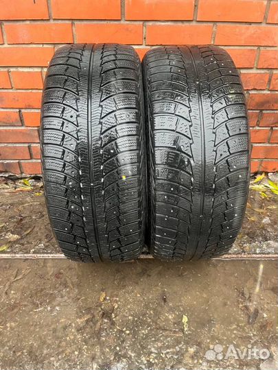 Gislaved Nord Frost 5 235/55 R17