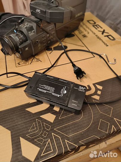 Видеокамера JVC-500