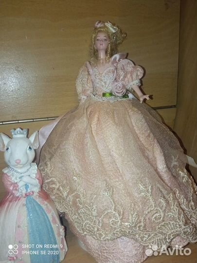 Музыкальная завод статуэтка кукла движение